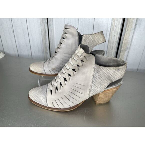 Free People Shoes - Free People Far Hills Leather Ankle Booties 38 Gray Cap Boho Festival Spain
